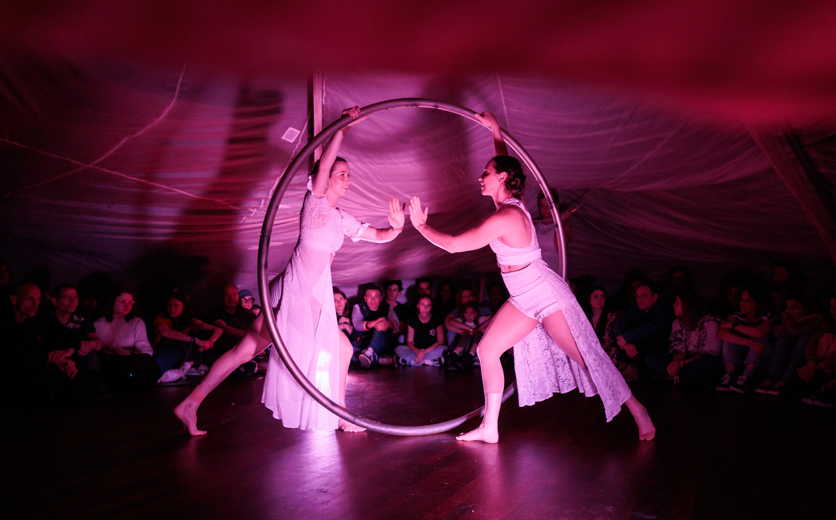 Jump into the circus！ジャグリング＆フラ・フープに挑戦！ | 北九州